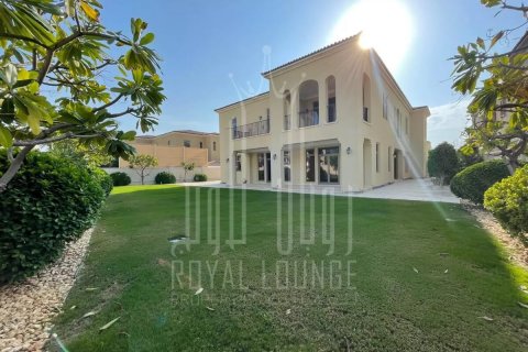 Vila na Saadiyat Island, Abu Dhabi, UAE 6 spavaće sobe, 902 m2 Br. 74985 - Slika 2