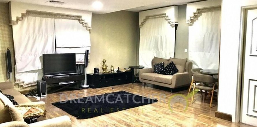 Vila u gradu Falcon City of Wonders, Dubai, UAE 5 spavaće sobe, 539.95 m2 Br. 70286