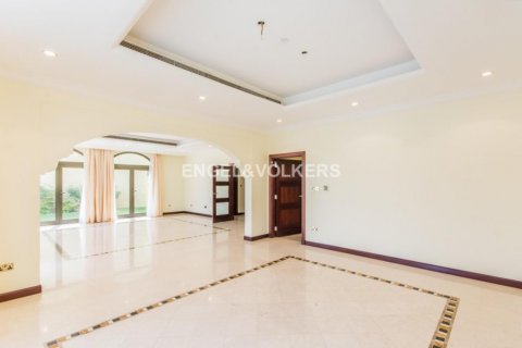 Villa itt: Palm Jumeirah, Dubai, EAE, 4 hálószoba, 464.51 m², azonosító: 18053 - fénykép 6