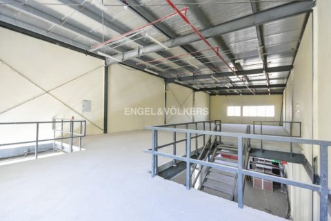 Raktárépület itt: Al Quoz, Dubai, EAE, 464.51 m², azonosító: 18546 - fénykép 5