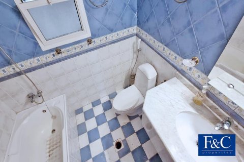 Villa itt: Umm Suqeim, Dubai, EAE, 4 hálószoba, 650.3 m², azonosító: 44984 - fénykép 12
