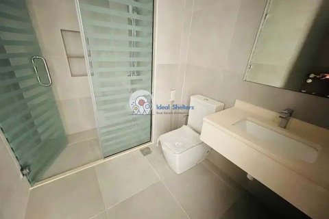 Villa itt: Al Furjan, Dubai, EAE, 4 hálószoba, 236 m², azonosító: 50149 - fénykép 2