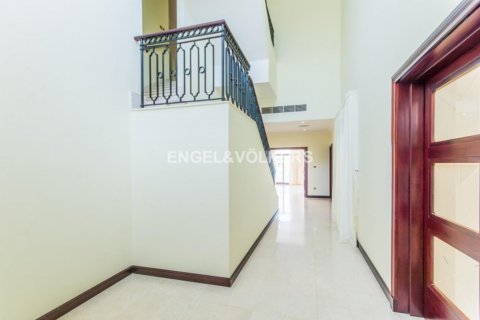 Vila di Palm Jumeirah, Dubai, UEA 4 kamar tidur, 464.51 m2 nomor 18053 - foto 7