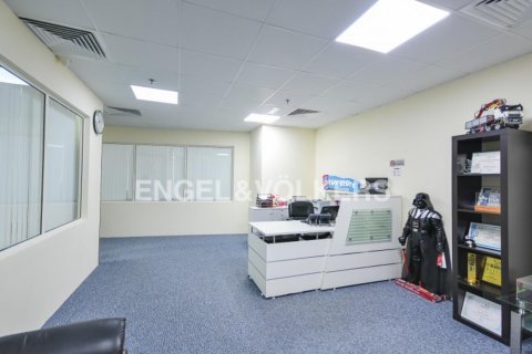 Kantor di Jumeirah Lake Towers, Dubai, UEA 274.53 m2 nomor 18115 - foto 10