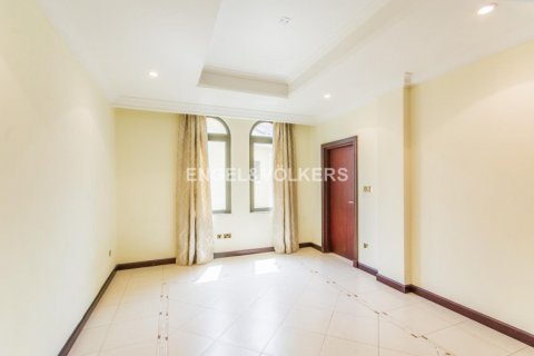 Vila di Palm Jumeirah, Dubai, UEA 4 kamar tidur, 657.10 m2 nomor 18009 - foto 16