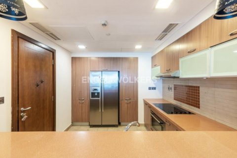 Apartemen di MARINA RESIDENCES di Palm Jumeirah, Dubai, UEA 3 kamar tidur, 234.49 m2 nomor 27787 - foto 5