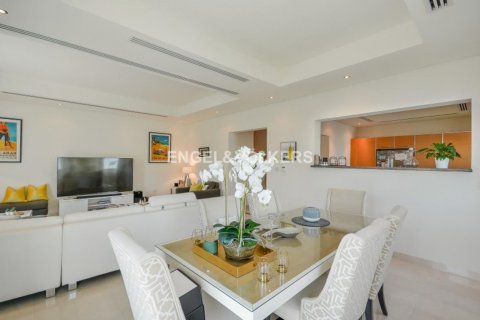 Vila di Al Furjan, Dubai, UEA 3 kamar tidur, 301.19 m2 nomor 21711 - foto 4