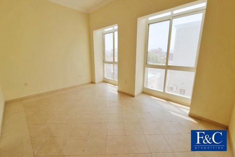 Vila di Umm Suqeim, Dubai, UEA 4 kamar tidur, 650.3 m2 nomor 44984 - foto 11