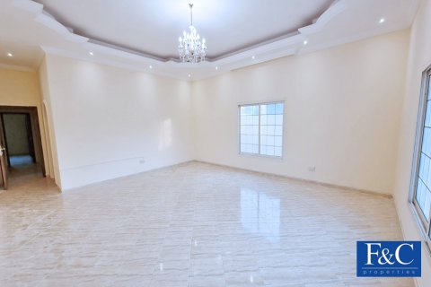 Vila di Al Barsha, Dubai, UEA 5 kamar tidur, 650.3 m2 nomor 44987 - foto 2