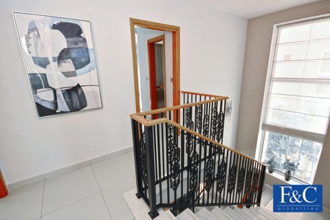 Vila di Nadd Al Sheba, Dubai, UEA 4 kamar tidur, 470.6 m2 nomor 44890 - foto 9