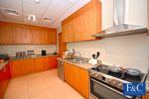 Vila di Nadd Al Sheba, Dubai, UEA 4 kamar tidur, 470.6 m2 nomor 44890 - foto 6