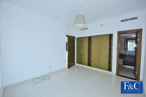 Apartemen di THE LOFTS di Downtown Dubai (Downtown Burj Dubai), UEA 1 kamar tidur, 69.1 m2 nomor 44863 - foto 2