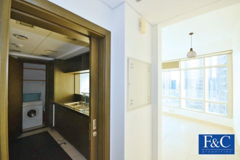 Apartemen di THE LOFTS di Downtown Dubai (Downtown Burj Dubai), UEA 1 kamar tidur, 69.1 m2 nomor 44863 - foto 4