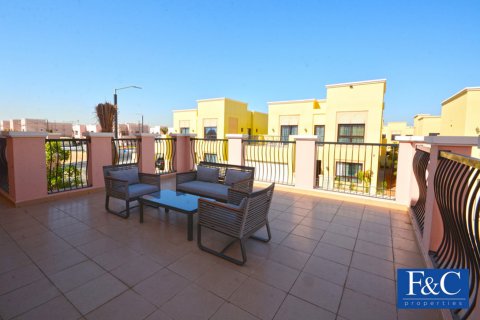 Vila di Nadd Al Sheba, Dubai, UEA 4 kamar tidur, 470.6 m2 nomor 44890 - foto 21