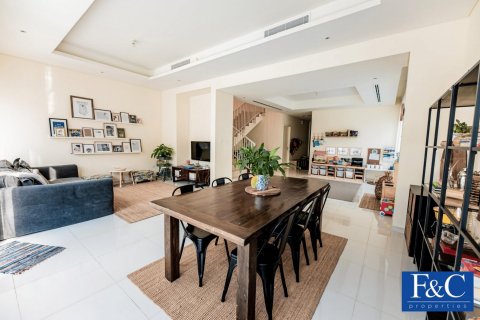 Vila di DAMAC Hills (Akoya by DAMAC), Dubai, UEA 3 kamar tidur, 251.5 m2 nomor 44902 - foto 14