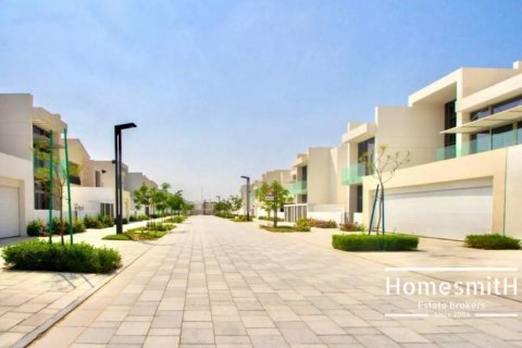 Vila di Mohammed Bin Rashid City, Dubai, UEA 4 kamar tidur, 595 m2 nomor 50662 - foto 8