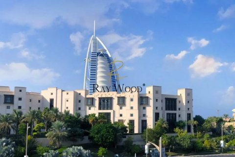 Apartemen di Umm Suqeim, Dubai, UEA 3 kamar tidur, 223 m2 nomor 61402 - foto 4