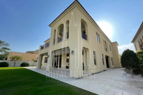 Vila di Saadiyat Island, Abu Dhabi, UEA 6 kamar tidur, 902 m2 nomor 74985 - foto 1