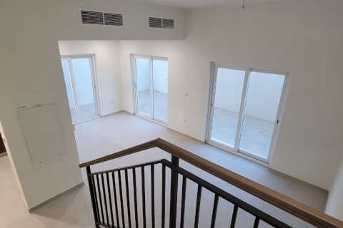 Townhouse di Dubai Land, Dubai, UEA 4 kamar tidur, 2214 m2 nomor 81244 - foto 5