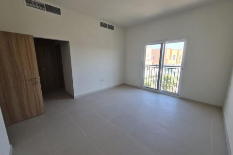 Townhouse di Dubai Land, Dubai, UEA 4 kamar tidur, 2476 m2 nomor 79849 - foto 2