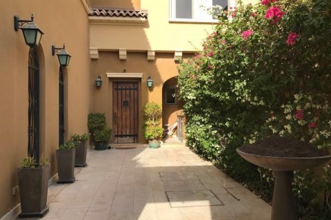 Townhouse di Saadiyat Island, Abu Dhabi, UEA 4 kamar tidur, 375 m2 nomor 81239 - foto 1