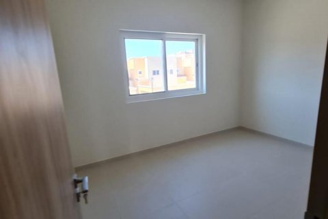 Townhouse di Dubai Land, Dubai, UEA 4 kamar tidur, 2476 m2 nomor 79849 - foto 12