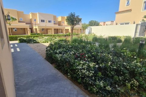 Townhouse di Dubai Land, Dubai, UEA 4 kamar tidur, 2476 m2 nomor 79849 - foto 18