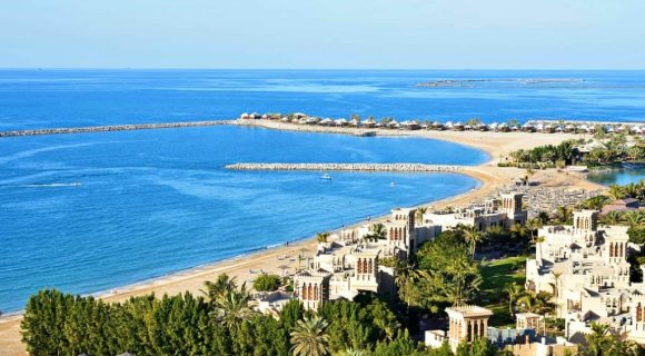 UAE residency visa and business license on purchase of ready homes by Al Hamra in Ras Al Khaimah