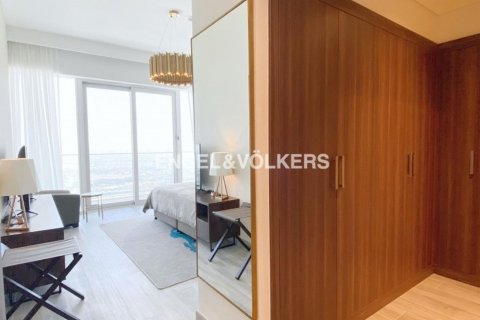 Appartamento in vendita a Dubai Media City, Dubai, EAU 2 camere da letto, 177.72 mq. № 21988 - foto 9
