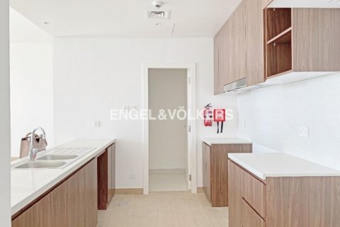 Appartamento in vendita a Jumeirah, Dubai, EAU 1 camera da letto, 93.09 mq. № 21989 - foto 3