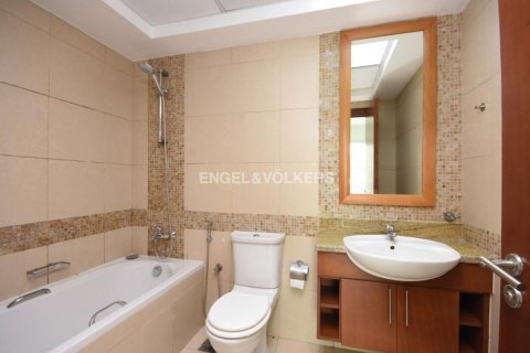 Appartamento in vendita a The Views, Dubai, EAU 1 camera da letto, 79.25 mq. № 27751 - foto 16