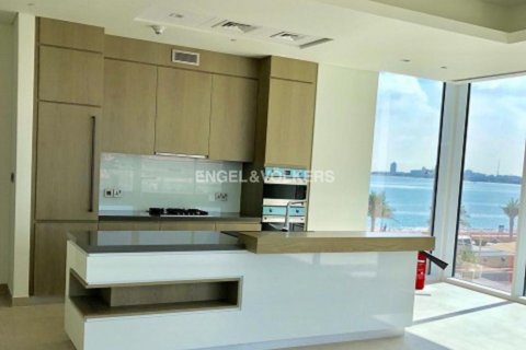 Appartamento in vendita a Palm Jumeirah, Dubai, EAU 1 camera da letto, 98.01 mq. № 28331 - foto 3