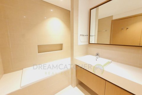 Appartamento in vendita a Dubai Creek Harbour (The Lagoons), Dubai, EAU 2 camere da letto, 112.60 mq. № 23156 - foto 16