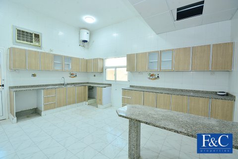 Villa in affitto a Umm Suqeim, Dubai, EAU 5 camere da letto, 875.8 mq. № 44875 - foto 8