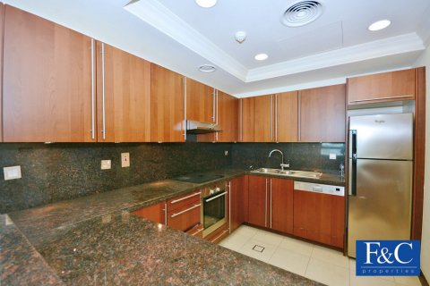 Appartamento in affitto a Palm Jumeirah, Dubai, EAU 2 camere da letto, 160.1 mq. № 44614 - foto 18