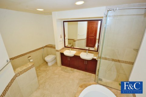 Appartamento in affitto a Palm Jumeirah, Dubai, EAU 2 camere da letto, 160.1 mq. № 44614 - foto 5