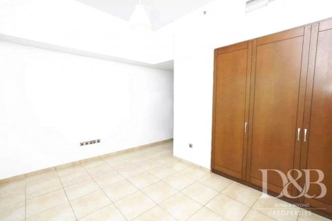 Appartamento in vendita a Palm Jumeirah, Dubai, EAU 2 camere da letto, 179.9 mq. № 42699 - foto 3