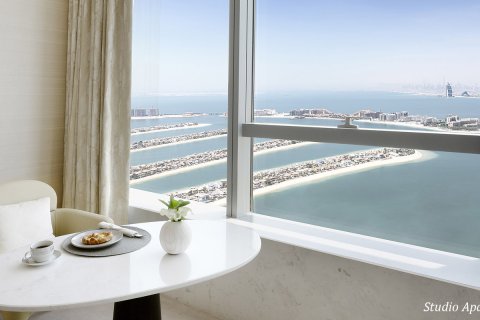 Appartamento in vendita a Palm Jumeirah, Dubai, EAU 1 camera da letto, 96 mq. № 63595 - foto 2