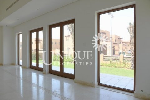 Villa in vendita a Al Furjan, Dubai, EAU 5 camere da letto, 600 mq. № 66764 - foto 4