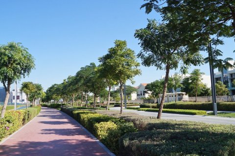 Complesso immobiliare DISTRICT ONE VILLAS a Mohammed Bin Rashid City, Dubai, EAU № 61562 - foto 4