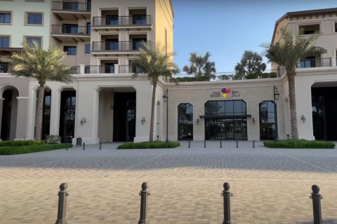 Complesso immobiliare QAMAR APARTMENTS a Al Muhaisnah, Dubai, EAU № 58691 - foto 2