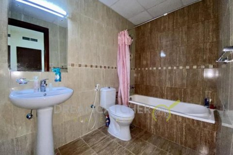 Appartamento in vendita a Jumeirah Lake Towers, Dubai, EAU 1 camera da letto, 82.40 mq. № 70284 - foto 5