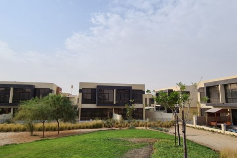 Complesso immobiliare TRINITY a DAMAC Hills (Akoya by DAMAC), Dubai, EAU № 77668 - foto 2
