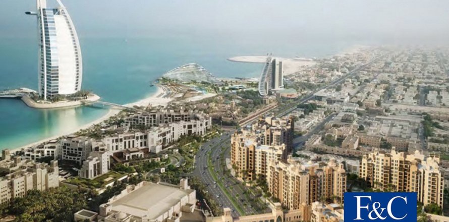 Umm Suqeim、Dubai、UAEにあるマンション 3ベッドルーム、217.5 m2 No44950