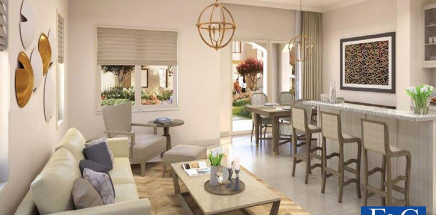 Dubai Land、Dubai、UAEにあるタウンハウス 3ベッドルーム、176 m2 No44746