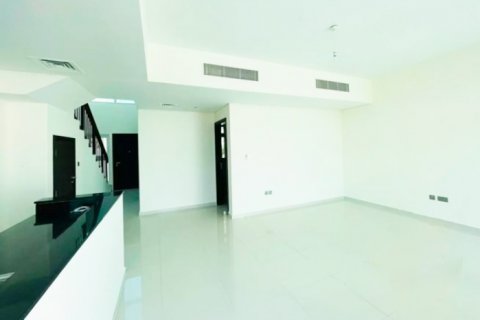 DAMAC Hills (Akoya by DAMAC)、Dubai、UAE にあるタウンハウス販売中 3ベッドルーム、166.2964 m2、No73105 - 写真 3