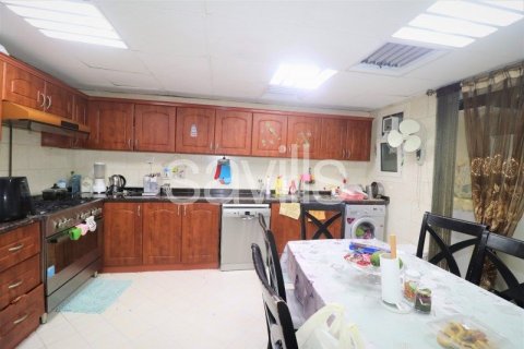 Al Khan、Sharjah、UAE にあるマンション販売中 3ベッドルーム、246.7 m2、No76051 - 写真 4