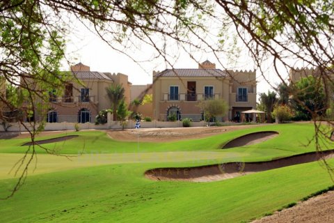 Таунхаус Dubai Sports City, Дубай, БАӘ-да 4 жатын бөлмелер, 246.93 м² № 23166 - фото 4
