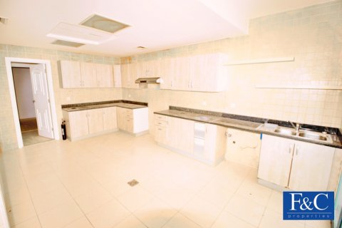 Вилла Falcon City of Wonders, Дубай, БАӘ-да 4 жатын бөлмелер, 450.1 м² № 44727 - фото 10