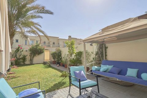 Springs 8 - фото 2